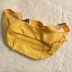 Yellow Fanny pack